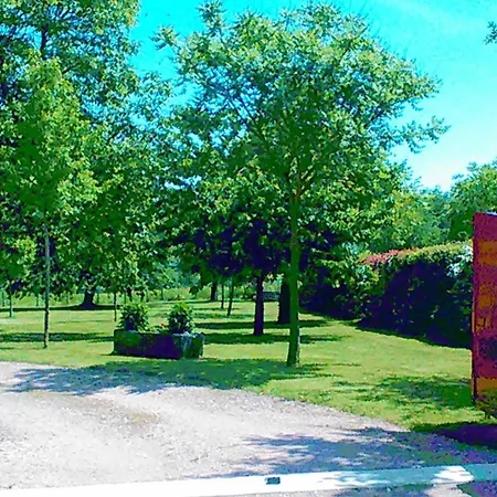 Maison Charmante A + Jardin Дом отдыха *