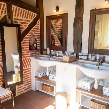 Maison Charmante A + Jardin Σπίτι διακοπών *